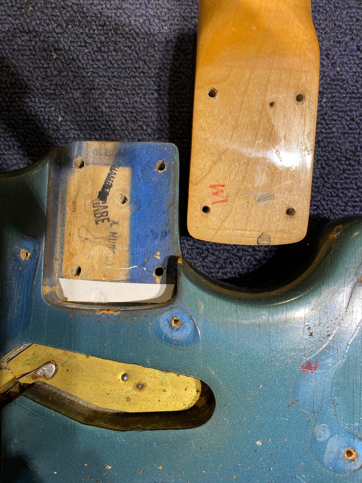 Fender Mustang Competition Burgundy 1973 - View 12 | MusicMarket