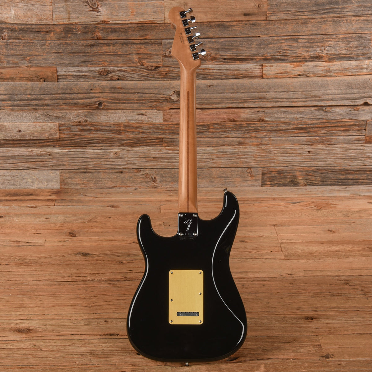 Fender Player Stratocaster Black 2023 - View 5 | MusicMarket