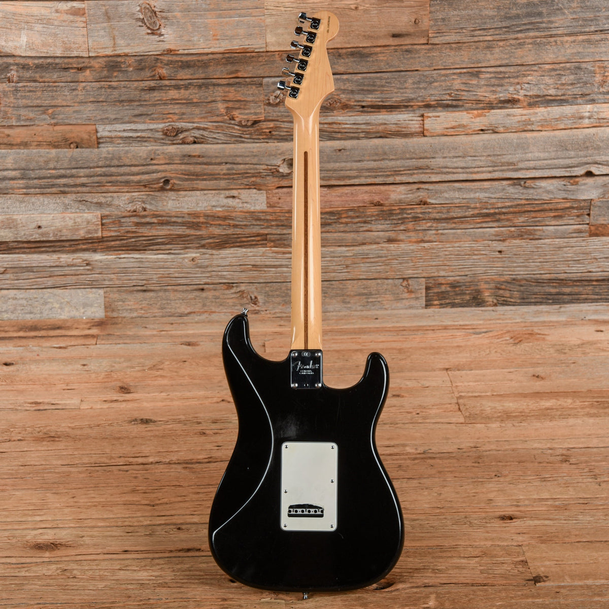 Fender Standard Stratocaster Black 2000 LEFTY - View 5 | MusicMarket