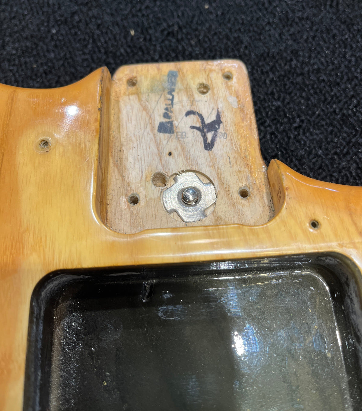 Fender Strat Plus Natural 1990 - View 15 | MusicMarket