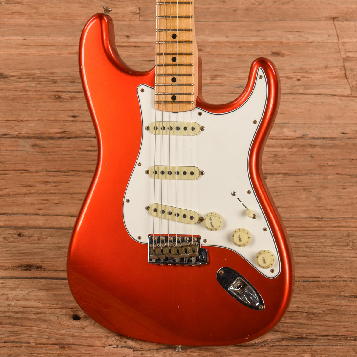Fender Stratocaster LTD '69 Strat Journeyman Aged Candy Tangerine 2023 - View 2 | MusicMarket