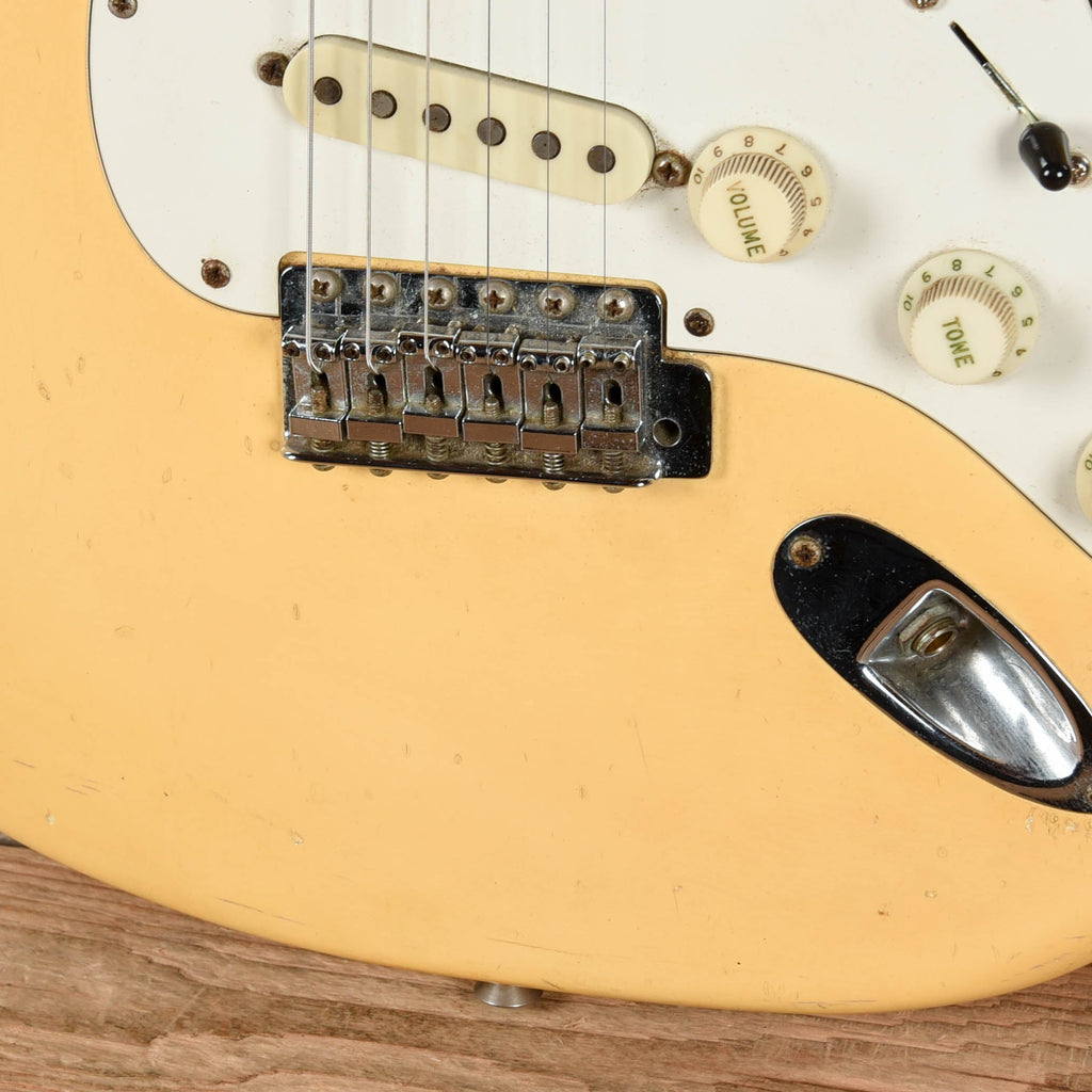 Fender Stratocaster Olympic White 1975 - View 9 | MusicMarket