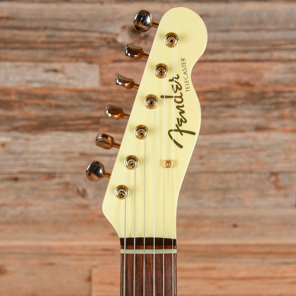 Fender TLG Gold Telecaster MIJ White - View 6 | MusicMarket