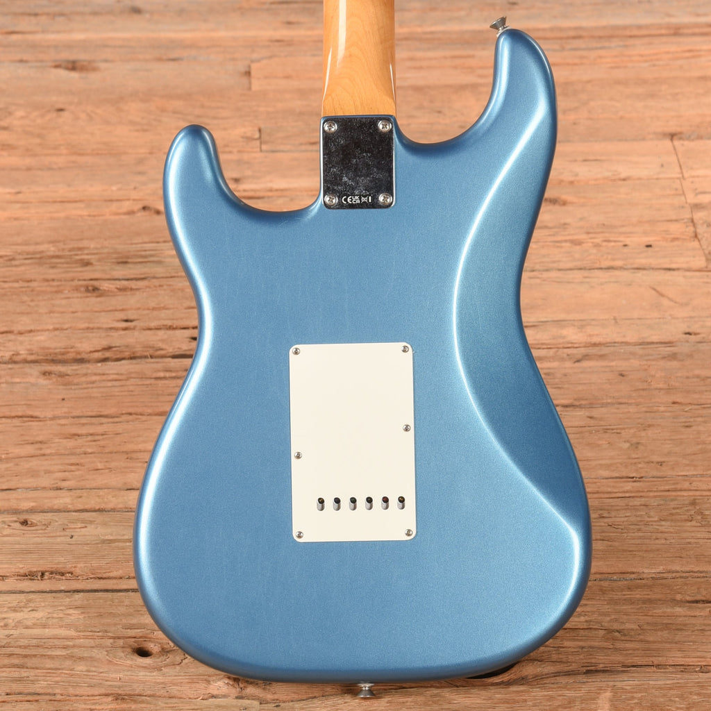 Fender Vintera II 60s Stratocaster Lake Placid Blue 2024 - View 3 | MusicMarket