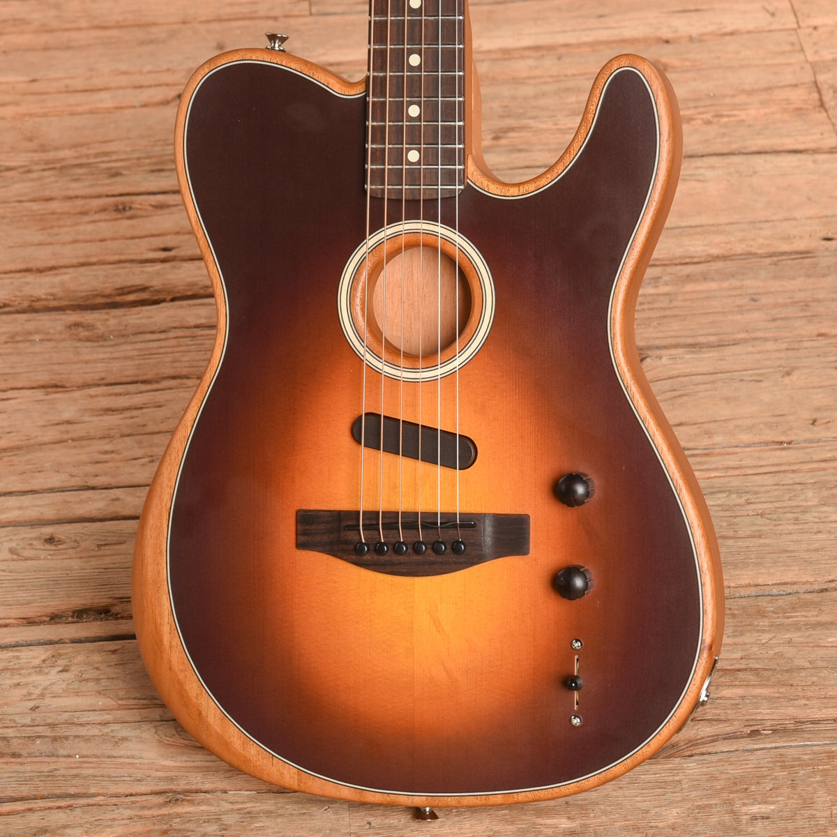 Fender Acoustasonic Player Telecaster Shadow Burst 2022 - View 2 | MusicMarket