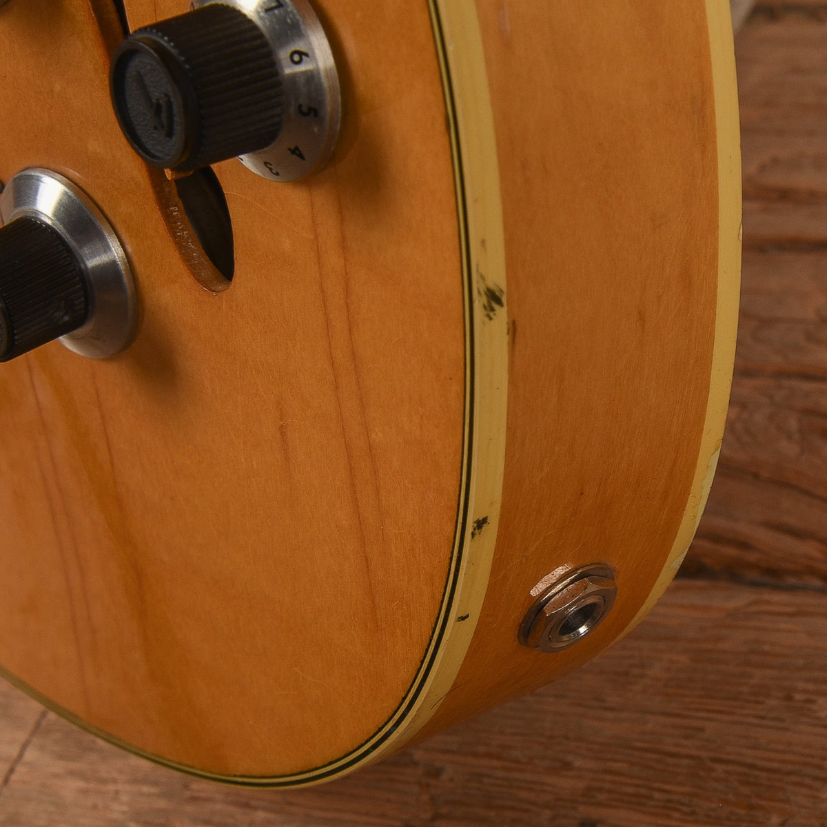 Fender Starcaster Natural 1976 - View 11 | MusicMarket