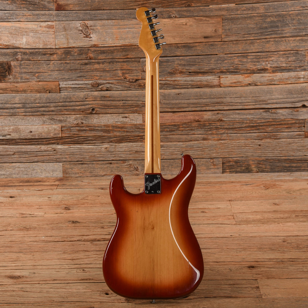 Fender 2-Knob Stratocaster Sienna Sunburst 1983 - View 5 | MusicMarket