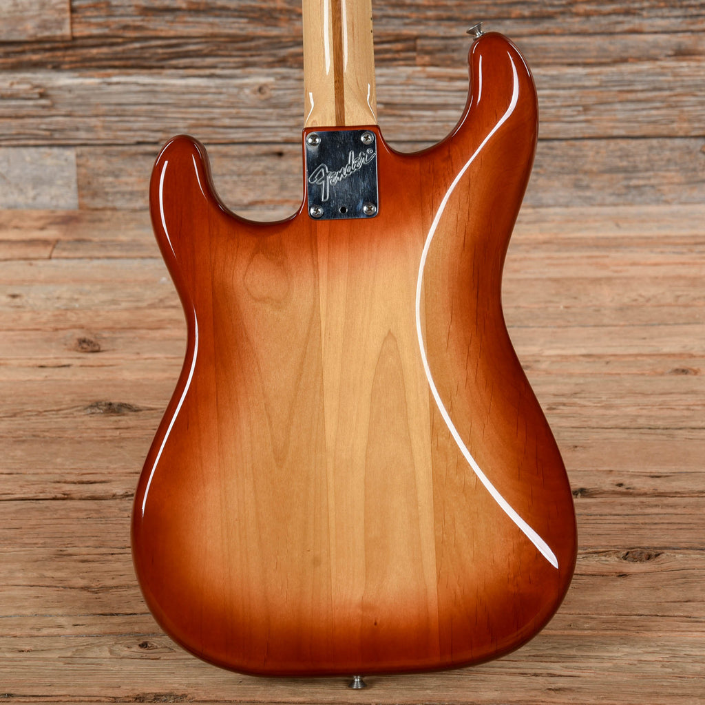 Fender 2-Knob Stratocaster Sienna Sunburst 1983 - View 3 | MusicMarket