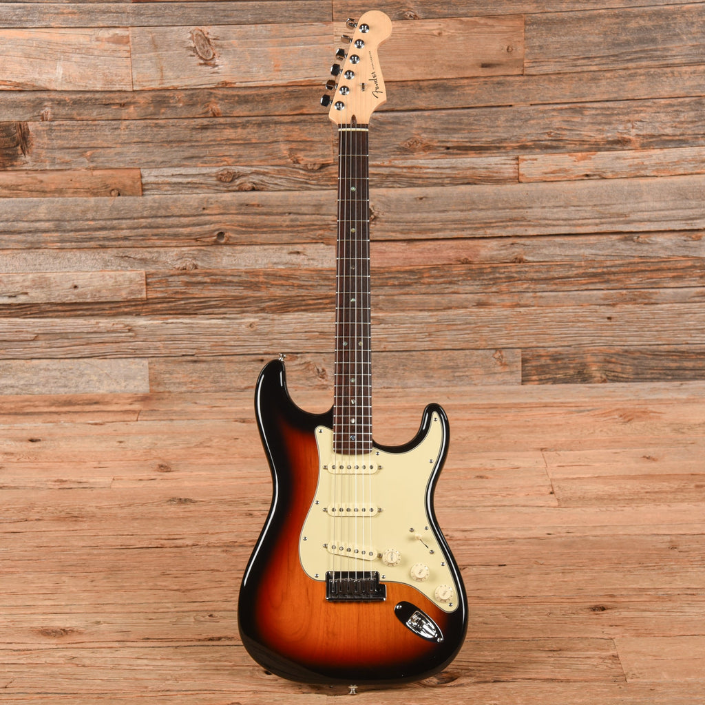 Fender American Deluxe Stratocaster Sunburst 2006 - View 4 | MusicMarket
