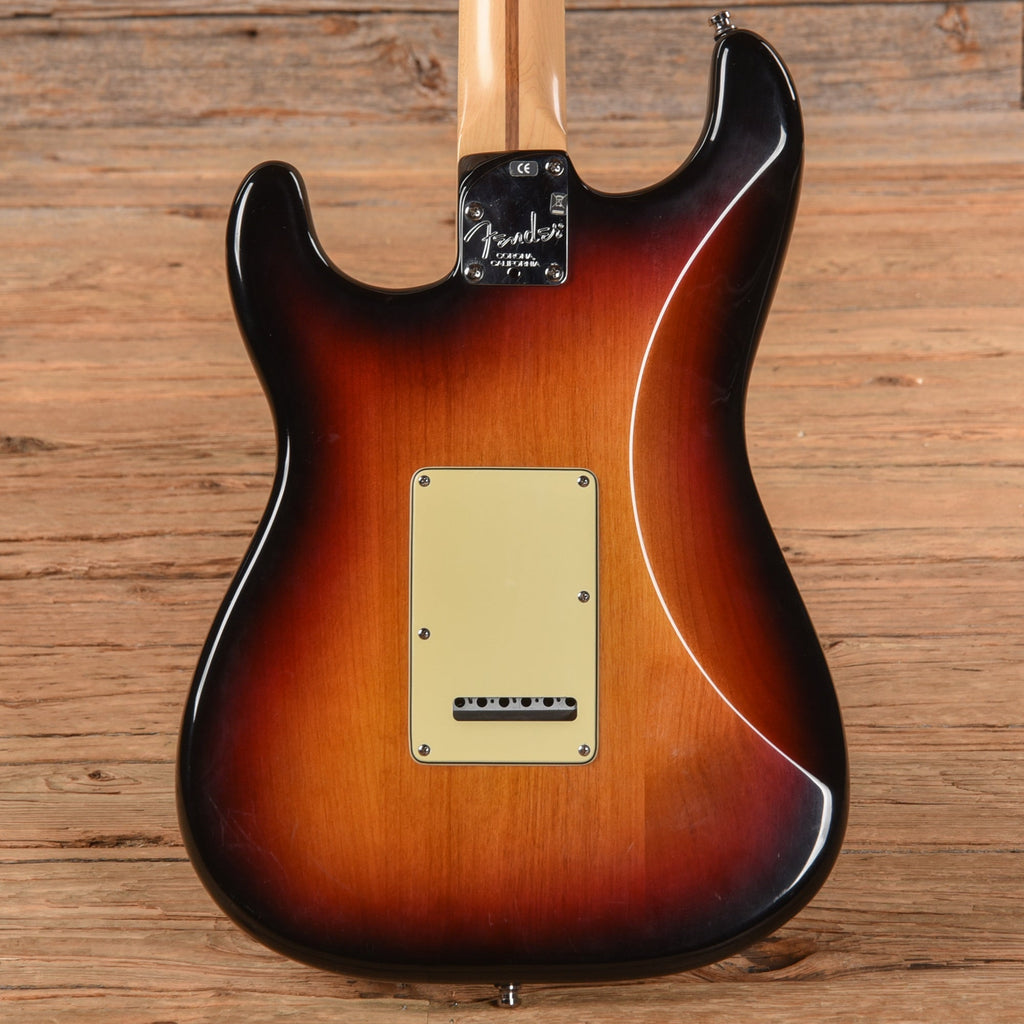 Fender American Deluxe Stratocaster Sunburst 2006 - View 3 | MusicMarket