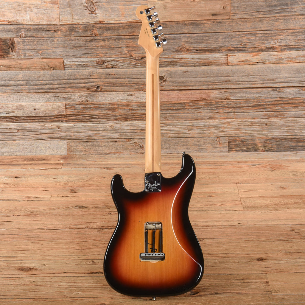 Fender American Deluxe Stratocaster Sunburst 2006 - View 5 | MusicMarket