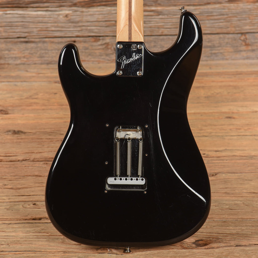 Fender American Performer Stratocaster Black 2020 - View 3 | MusicMarket