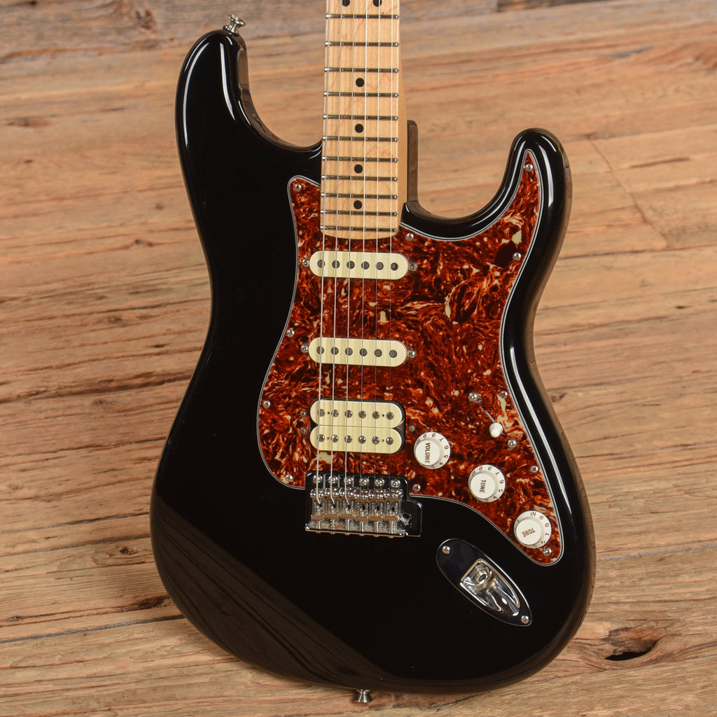 Fender American Performer Stratocaster Black 2020 - View 2 | MusicMarket