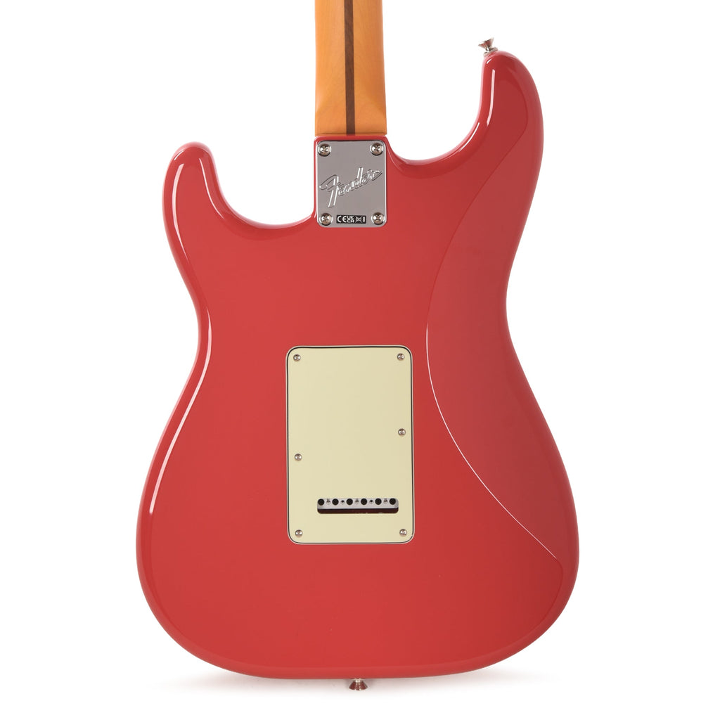 Fender American Professional Classic Stratocaster Faded Dakota Red - View 3 | MusicMarket