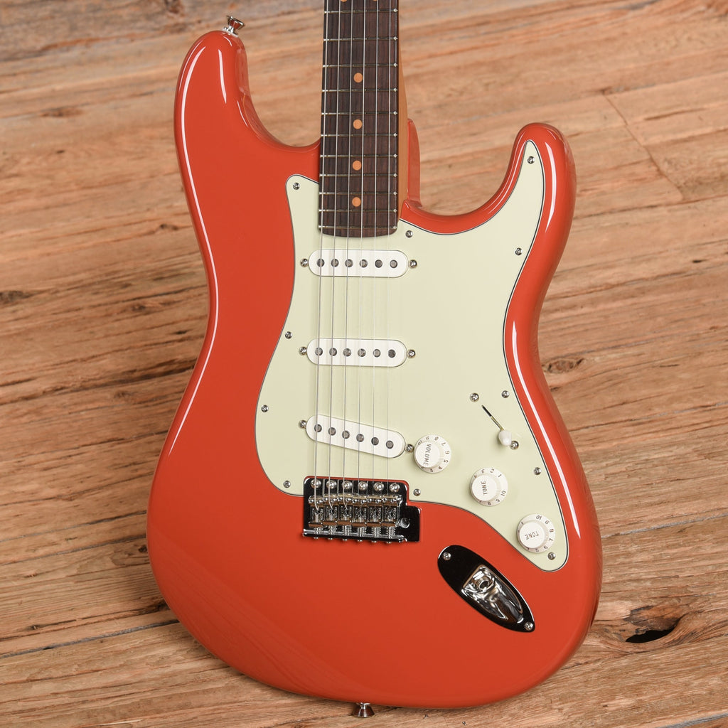 Fender American Professional II GT11 Stratocaster Fiesta Red 2024 - View 2 | MusicMarket