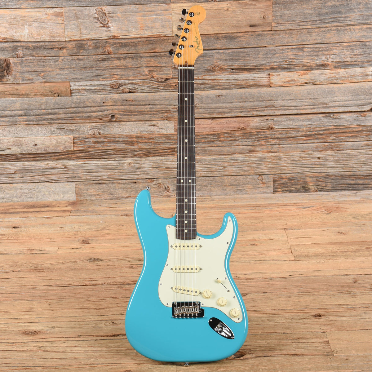 Fender American Professional II Startocaster Miami Blue 2021 - View 4 | MusicMarket