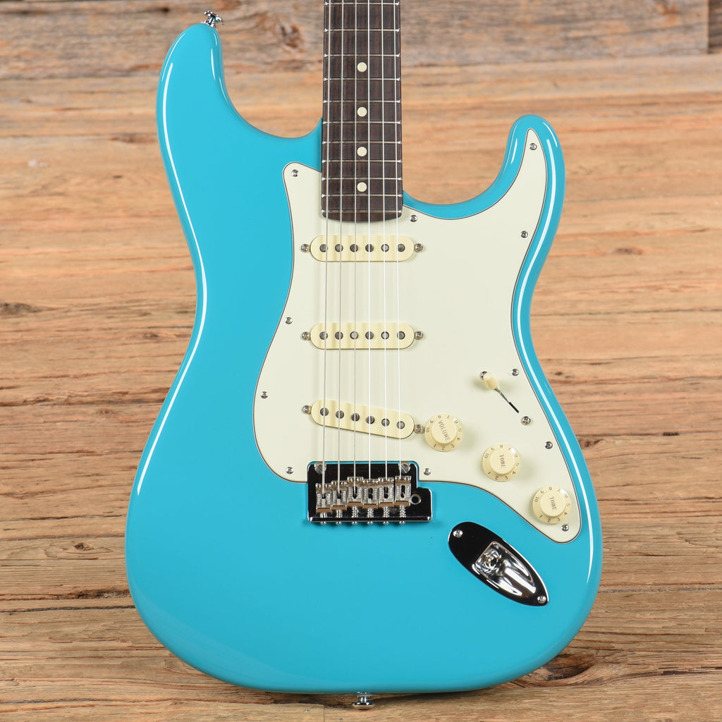 Fender American Professional II Startocaster Miami Blue 2021 - MusicMarket