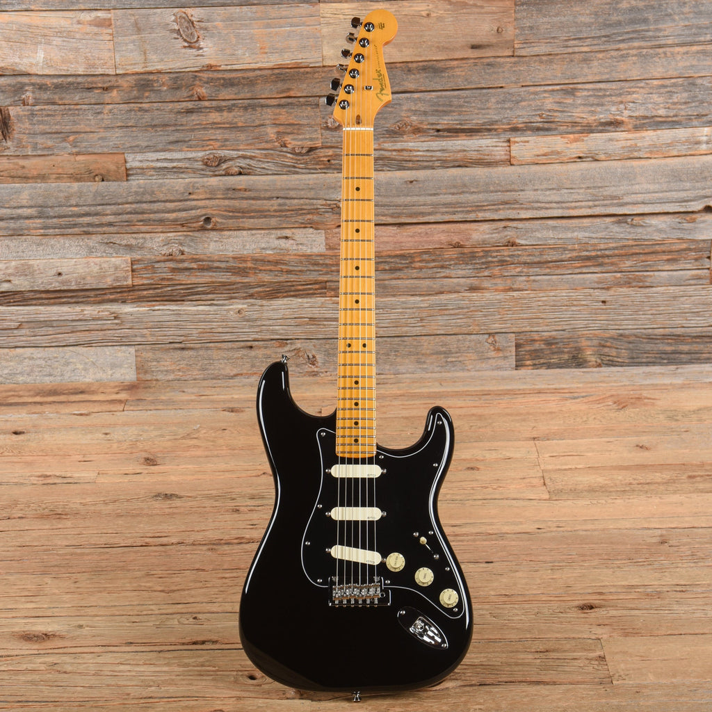 Fender American Professional II Stratocaster Black 2023 - View 4 | MusicMarket
