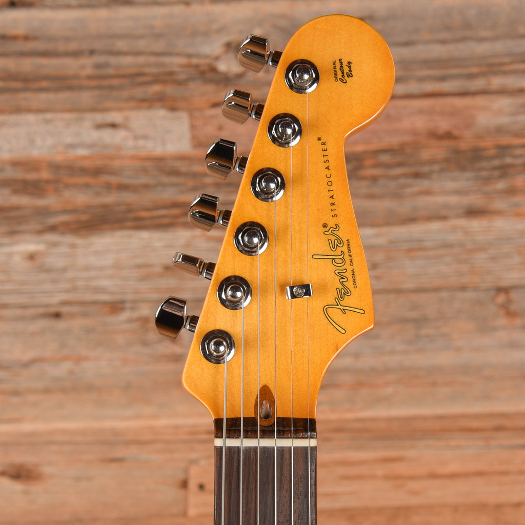 Fender American Professional II Stratocaster Dark Night 2024 - View 6 | MusicMarket