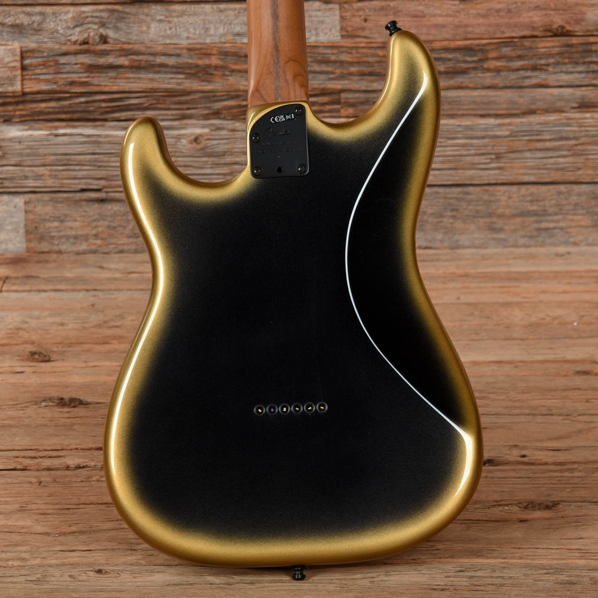 Fender American Professional II Stratocaster HSS HT Eclipse 2024 - View 3 | MusicMarket