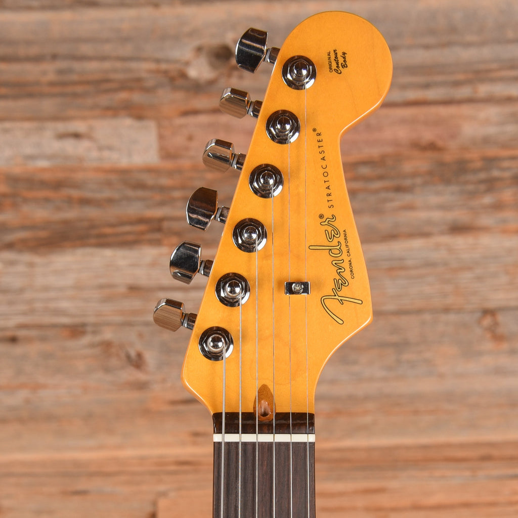 Fender American Professional II Stratocaster Mercury 2024 - View 6 | MusicMarket