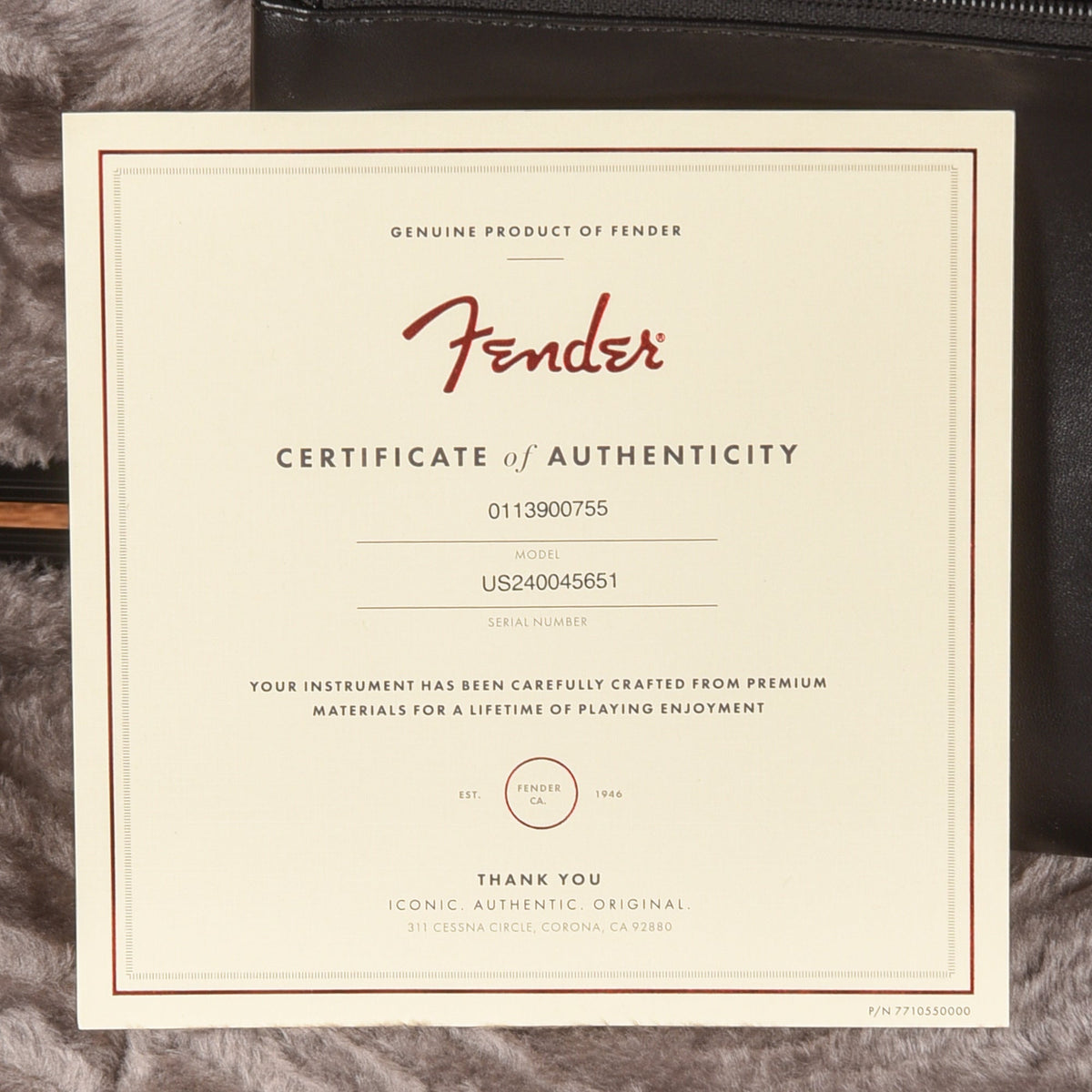 Fender American Professional II Stratocaster Mercury 2024 - View 10 | MusicMarket