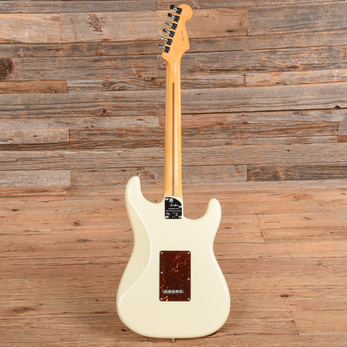 Fender American Professional II Stratocaster Olympic White 2023 LEFTY - View 5 | MusicMarket
