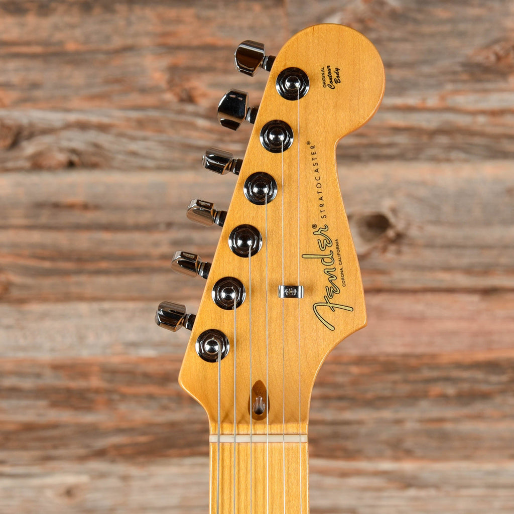 Fender American Professional II Stratocaster Olympic White 2024 - View 6 | MusicMarket