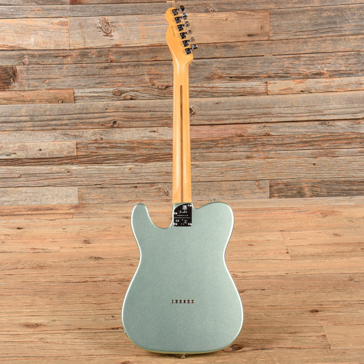 Fender American Professional II Telecaster Mystic Surf Green 2023 - View 5 | MusicMarket