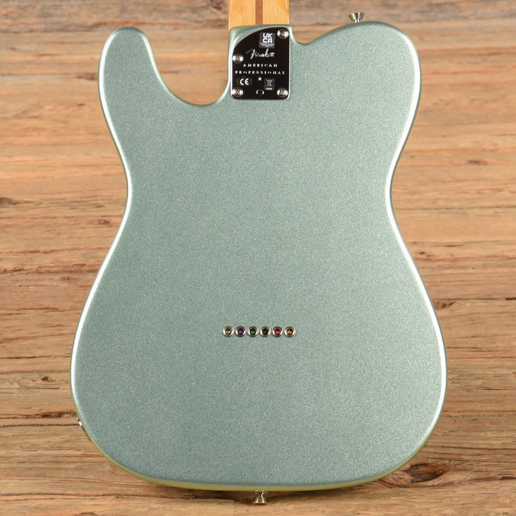 Fender American Professional II Telecaster Mystic Surf Green 2023 - View 3 | MusicMarket