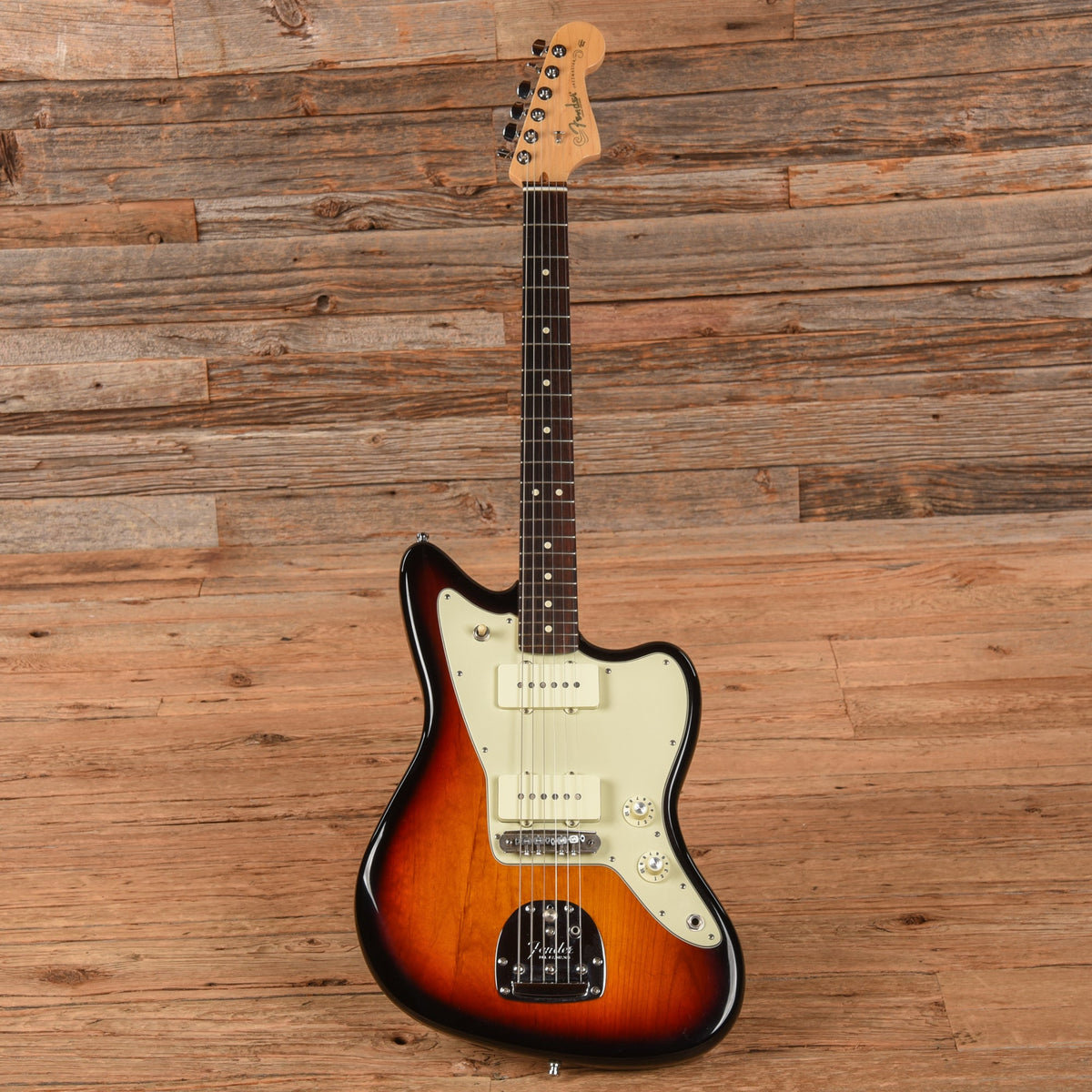 Fender American Professional Jazzmaster Sunburst 2017 - View 4 | MusicMarket