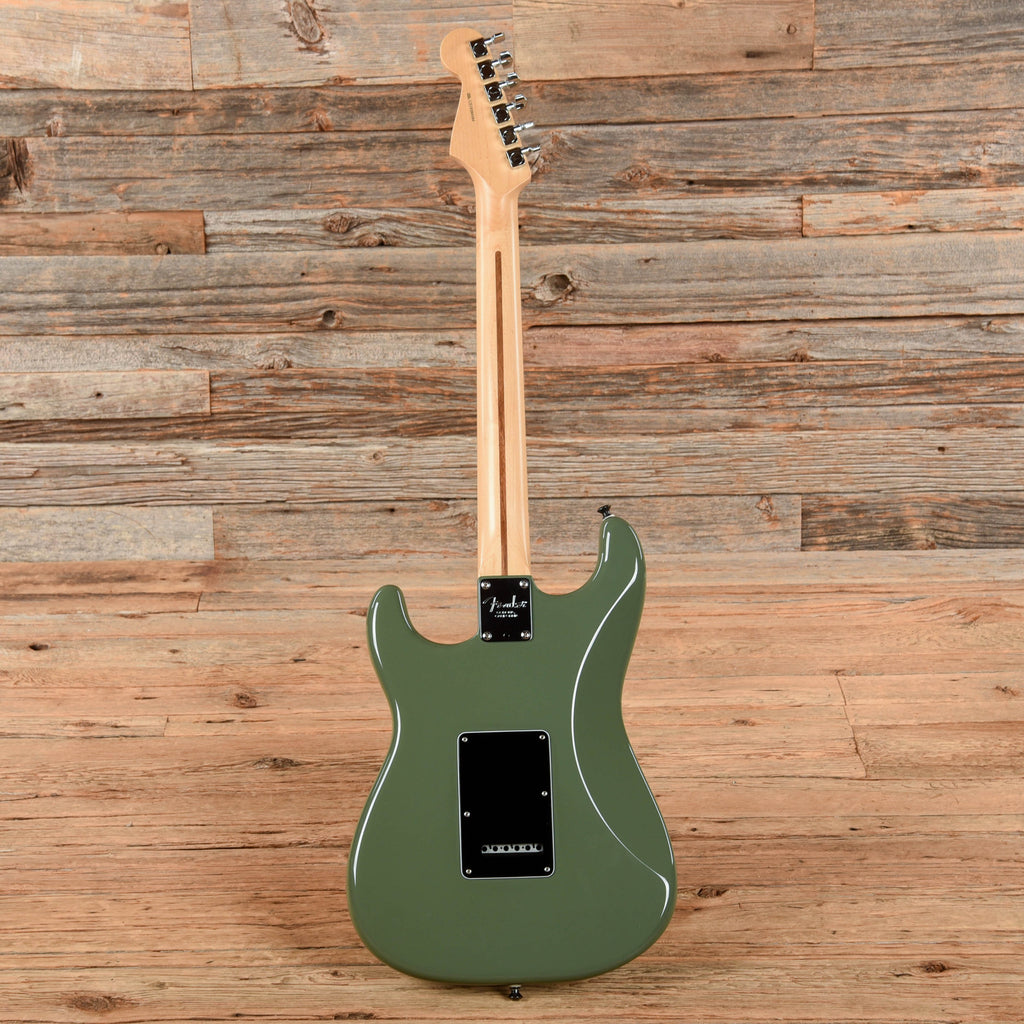 Fender American Professional Stratocaster Antique Olive 2018 - View 5 | MusicMarket