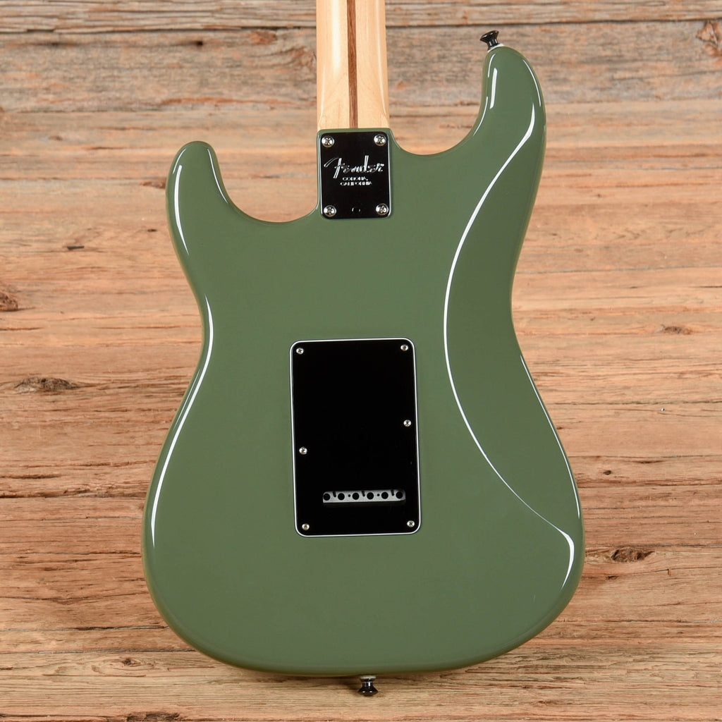 Fender American Professional Stratocaster Antique Olive 2018 - View 3 | MusicMarket