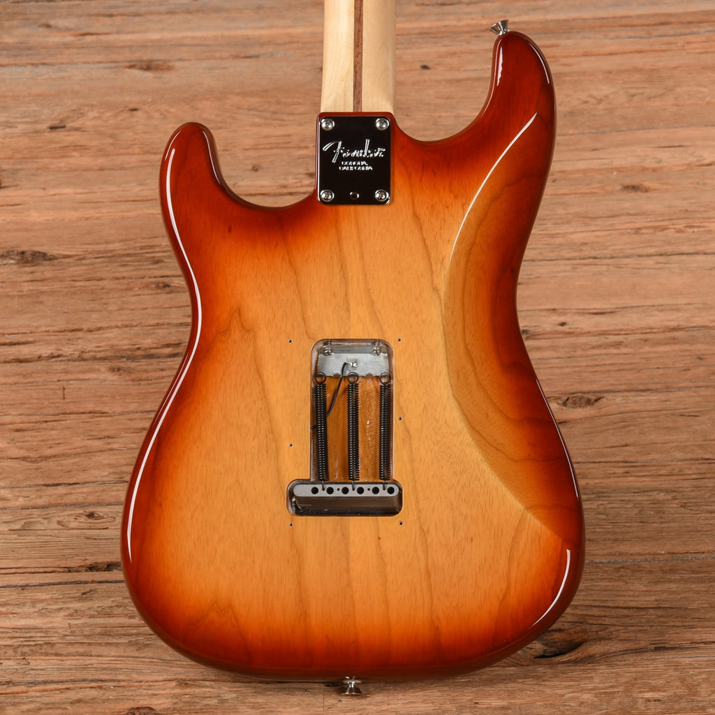 Fender American Professional Stratocaster Sienna Sunburst 2017 - View 3 | MusicMarket