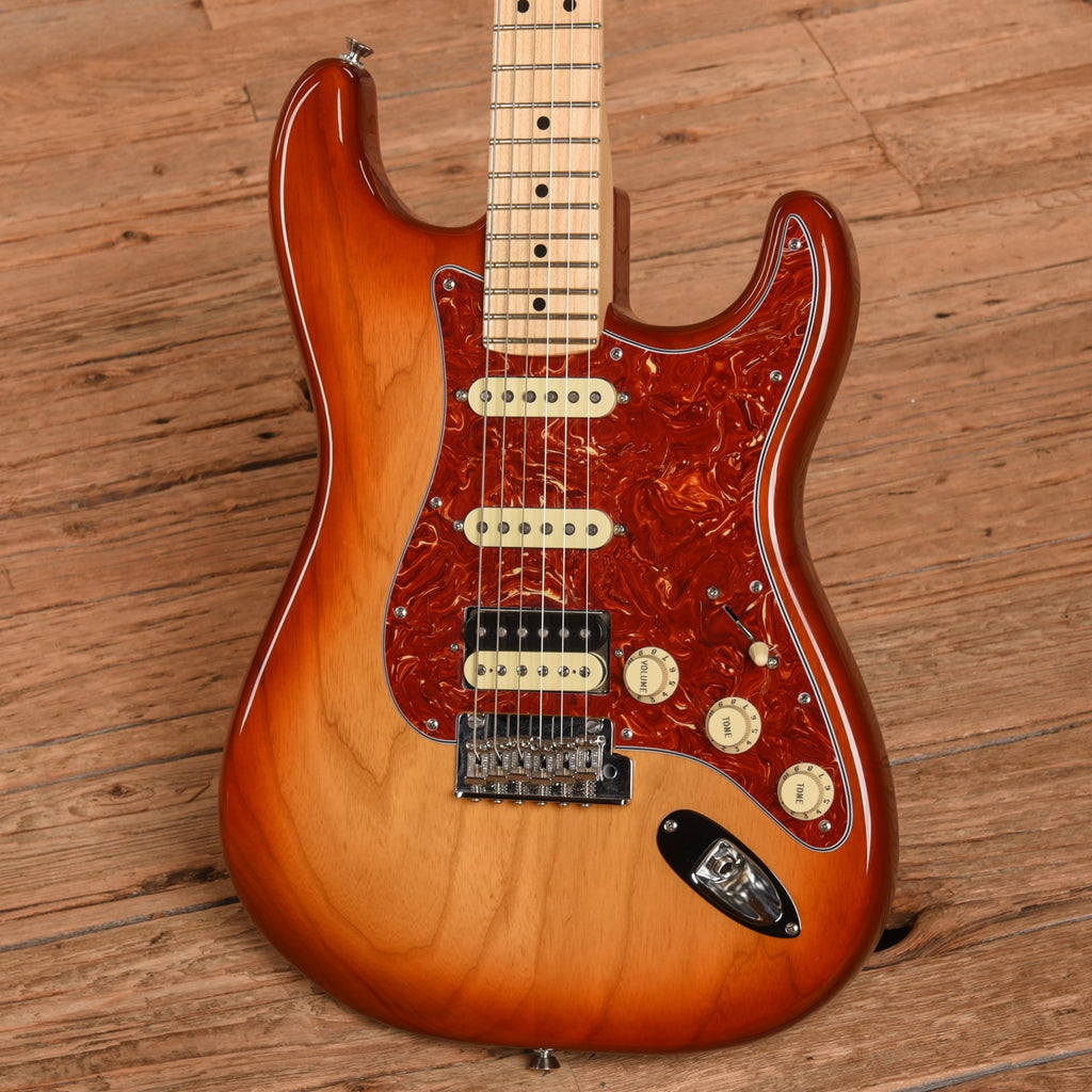 Fender American Professional Stratocaster Sienna Sunburst 2017 - View 2 | MusicMarket