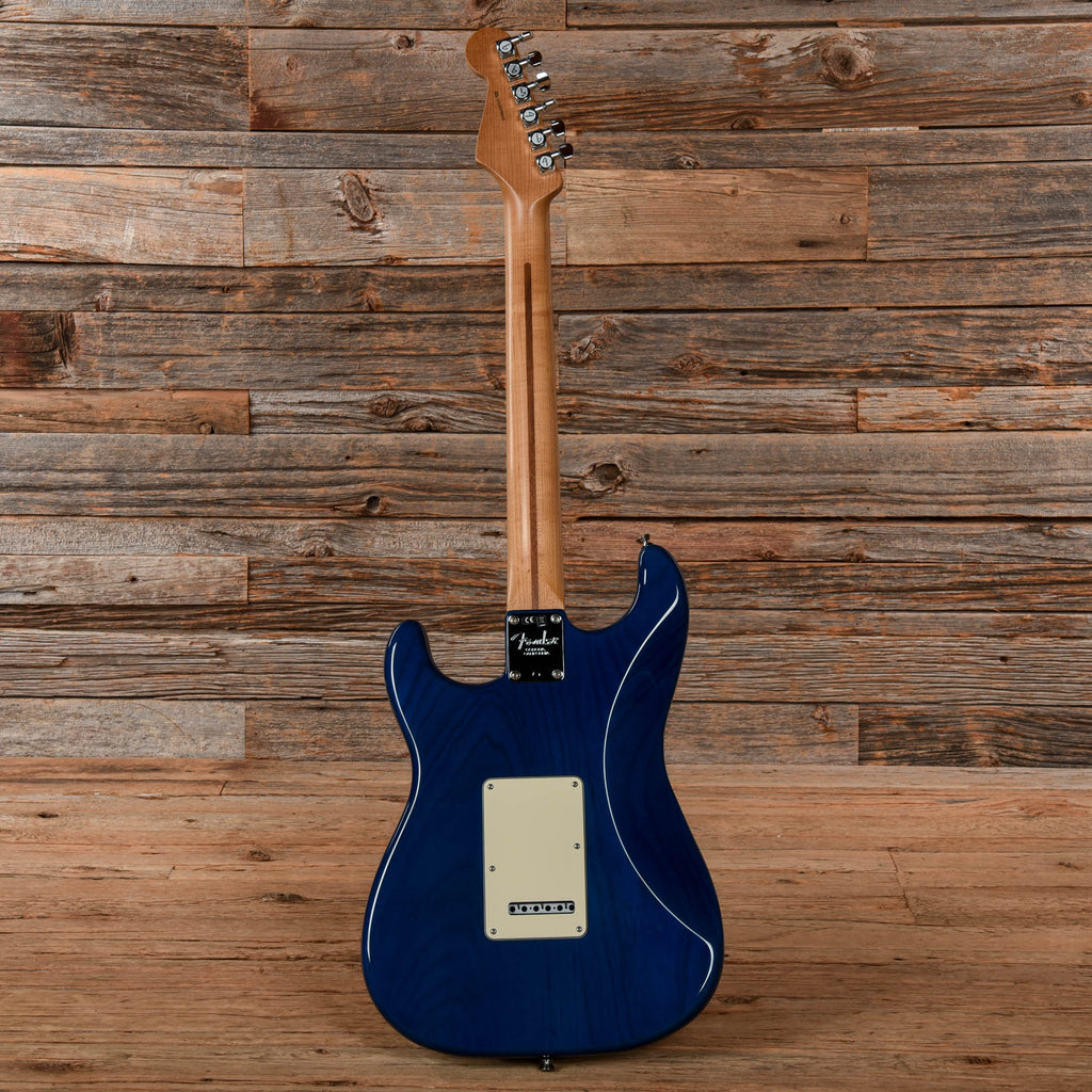 Fender American Professional Stratocaster w/ Roasted Maple Neck Sapphire Blue 2020 - View 5 | MusicMarket