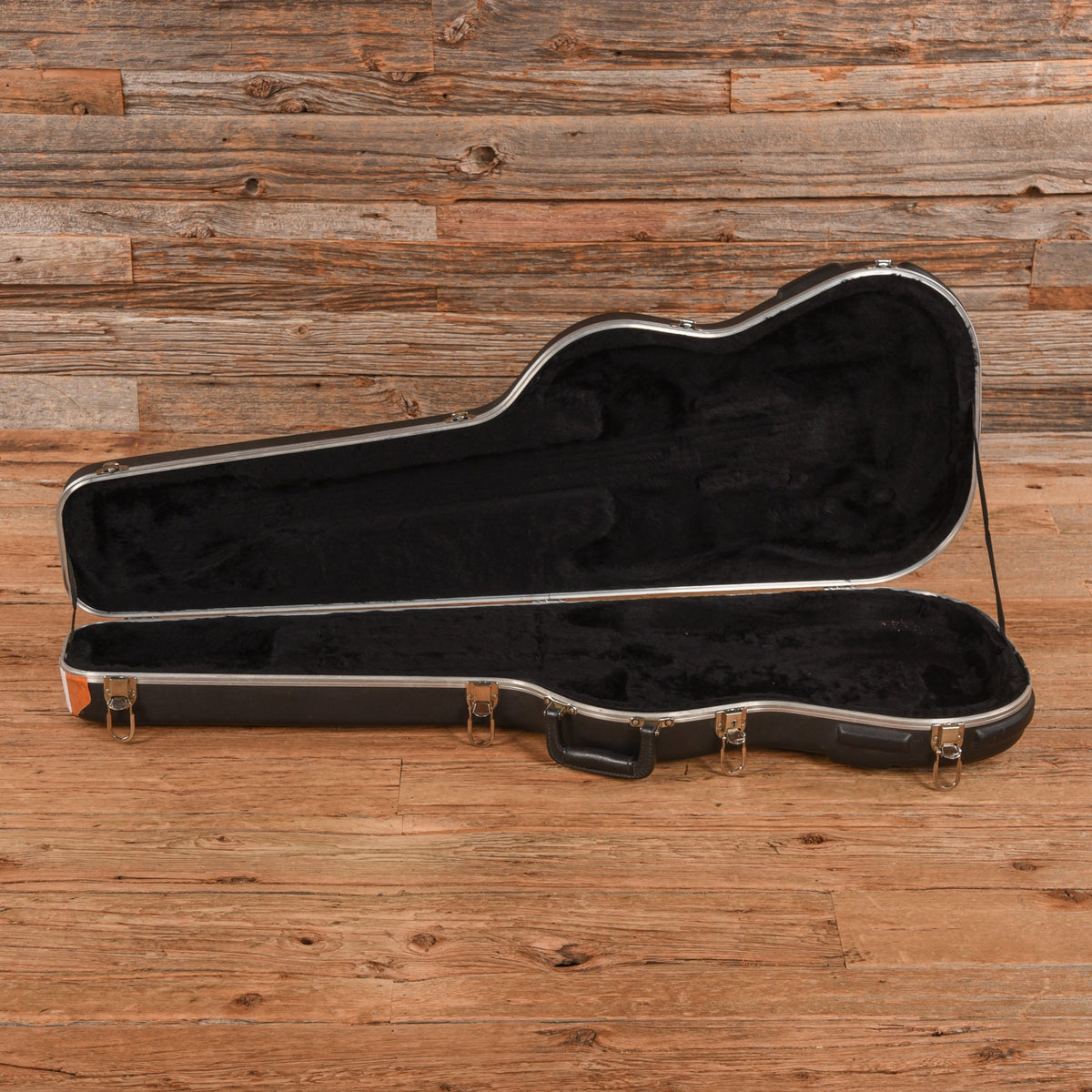 Fender American Professional Telecaster Candy Apple Red 2017 - View 9 | MusicMarket