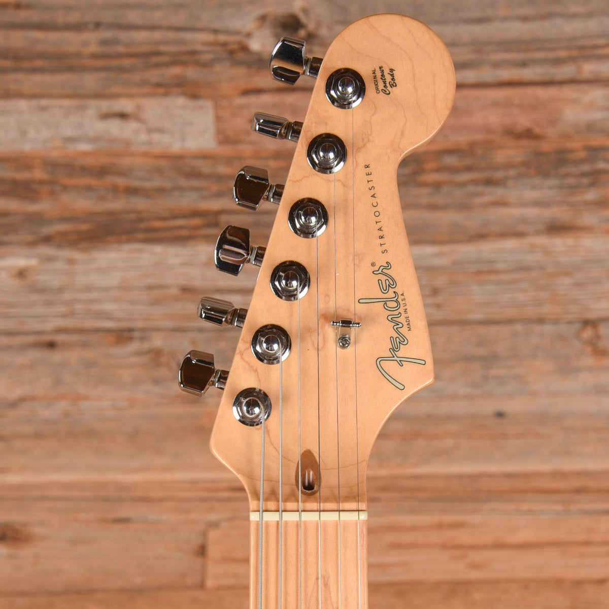 Fender American Series Stratocaster Hardtail Hot Rod Red 2001 - View 6 | MusicMarket