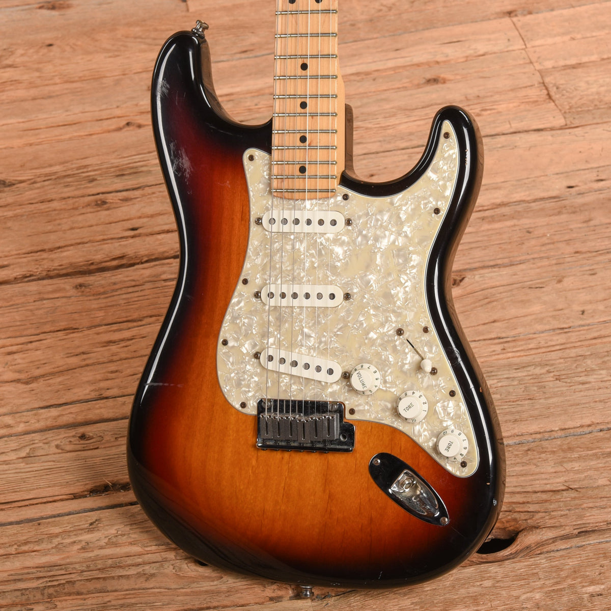 Fender American Series Texas Special Stratocaster Sunburst 2003 - View 2 | MusicMarket