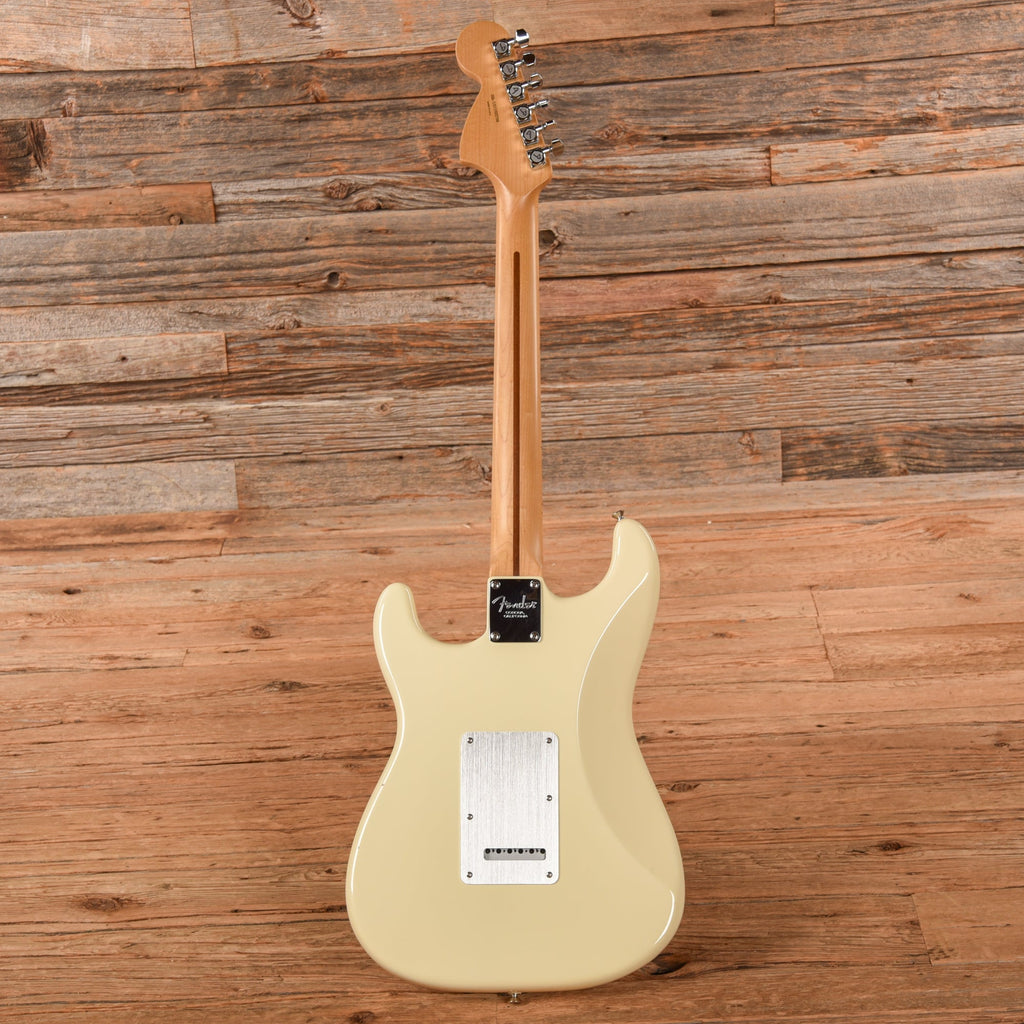 Fender American Special Stratocaster Olympic White 2015 - View 5 | MusicMarket