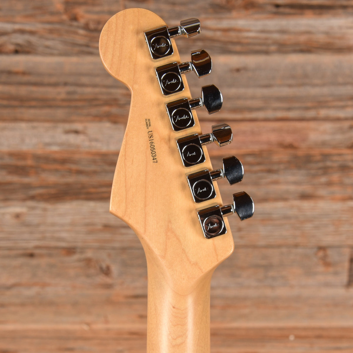 Fender American Standard Stratocaster 3-Color Sunburst 2016 - View 7 | MusicMarket