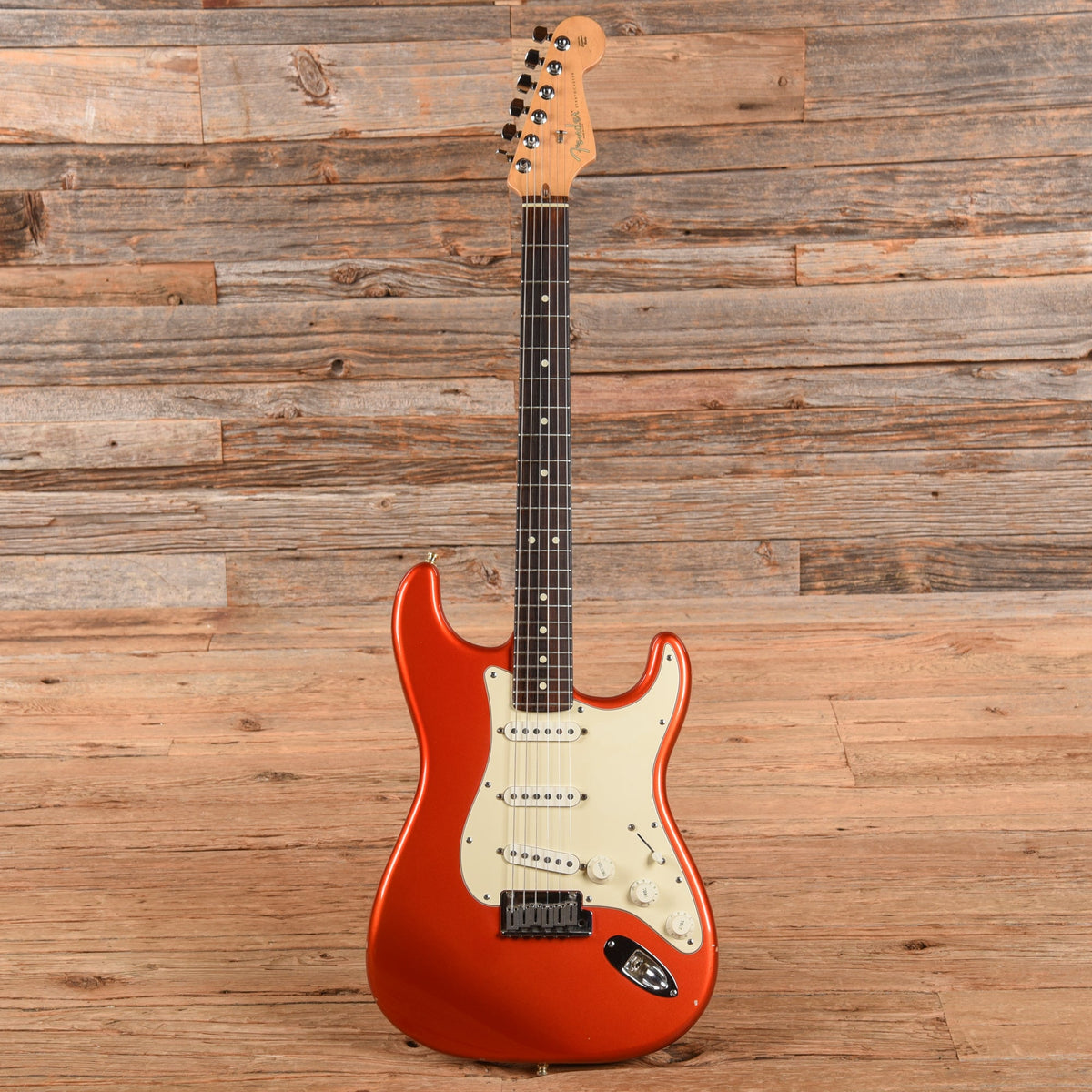 Fender American Standard Stratocaster Chrome Red 2002 - View 4 | MusicMarket