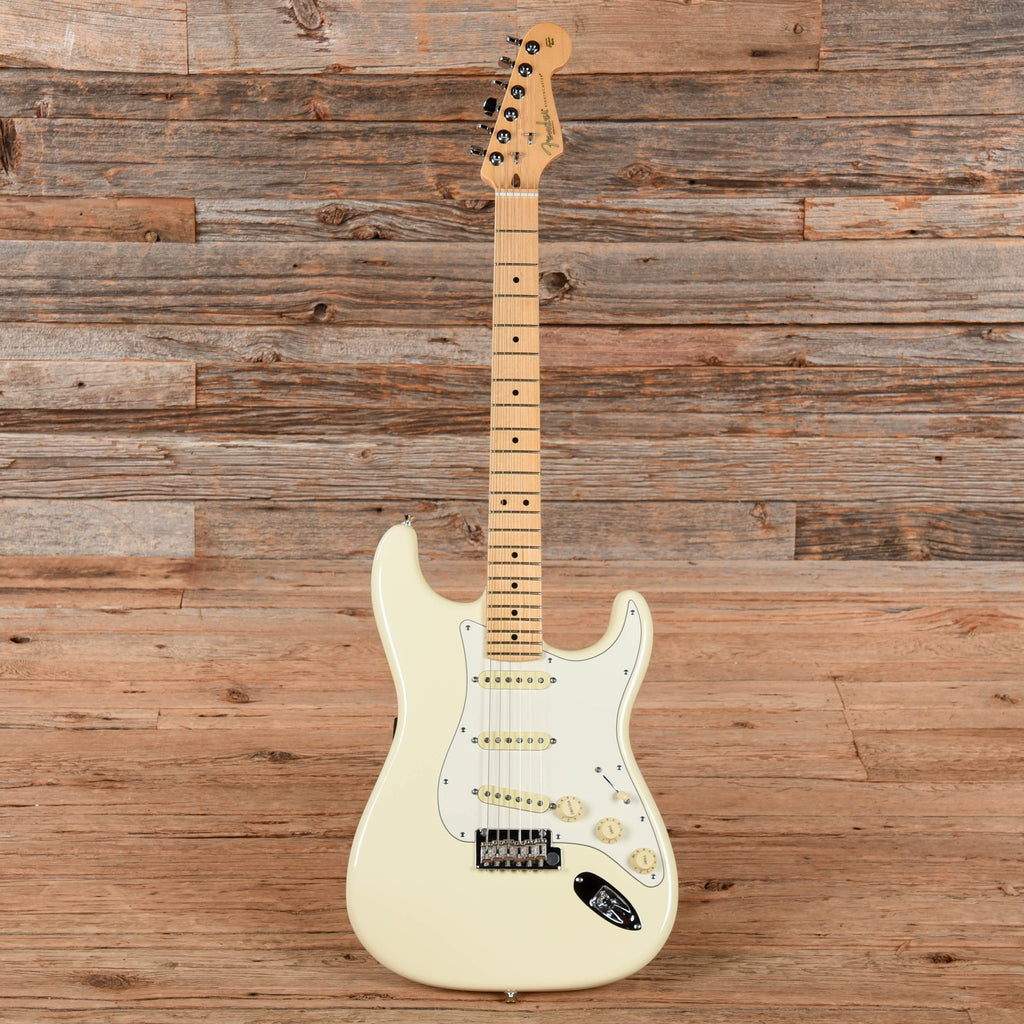 Fender American Standard Stratocaster Olympic White 2015 - View 4 | MusicMarket