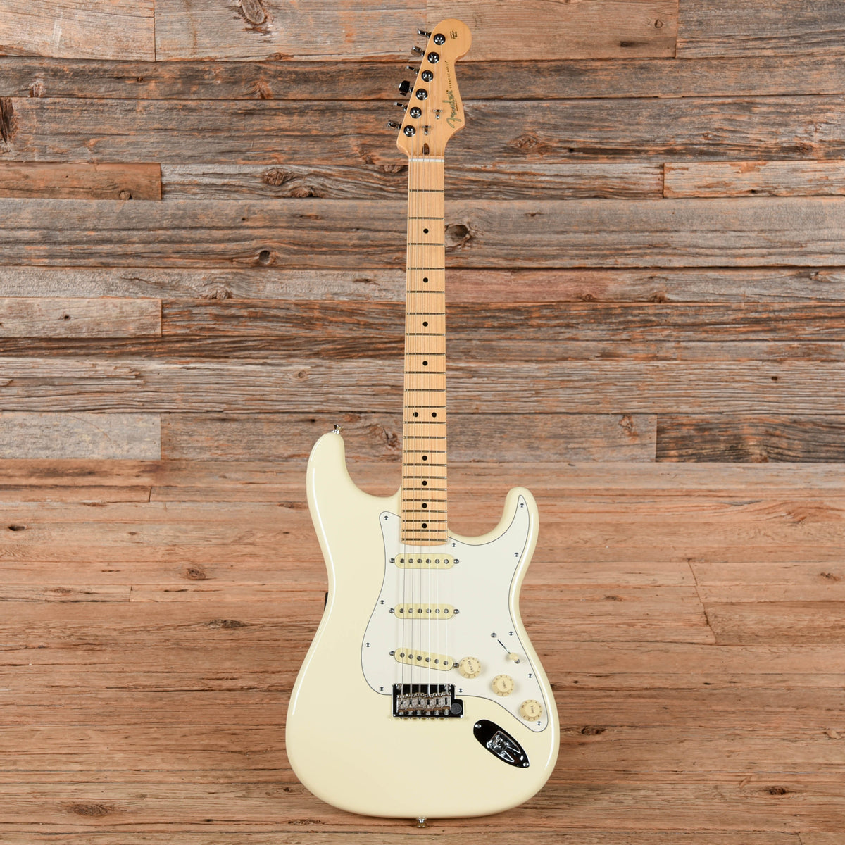 Fender American Standard Stratocaster Olympic White 2015 - View 4 | MusicMarket