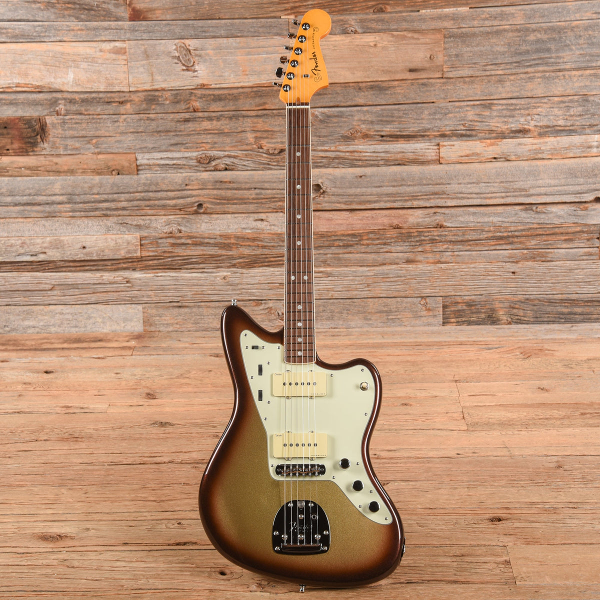 Fender American Ultra Jazzmaster Ultraburst 2022 - View 4 | MusicMarket