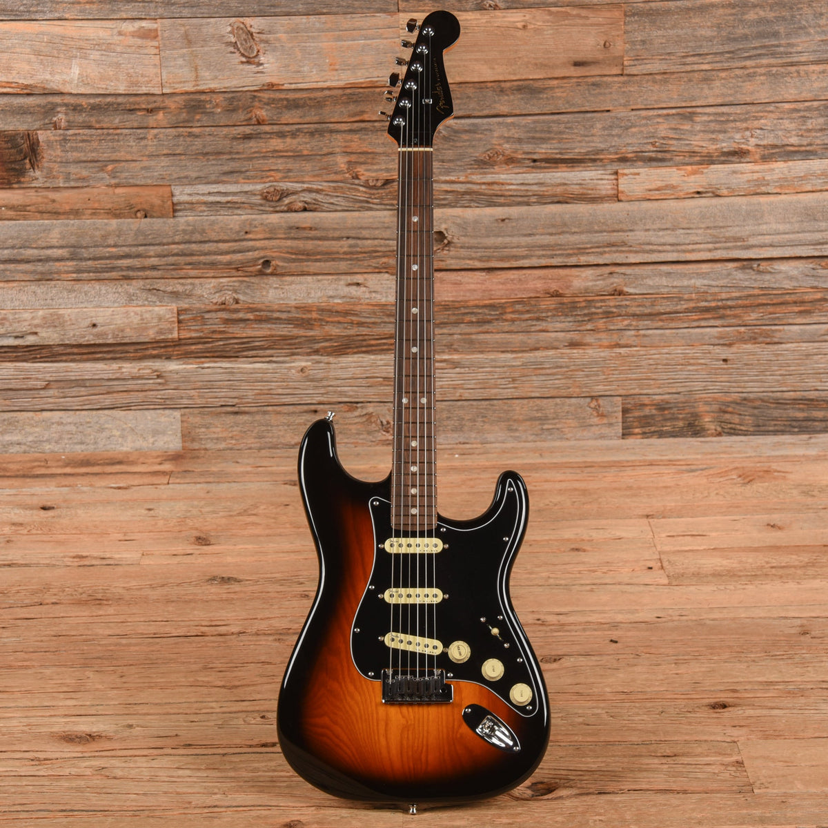 Fender American Ultra Luxe Stratocaster Sunburst 2024 - View 4 | MusicMarket