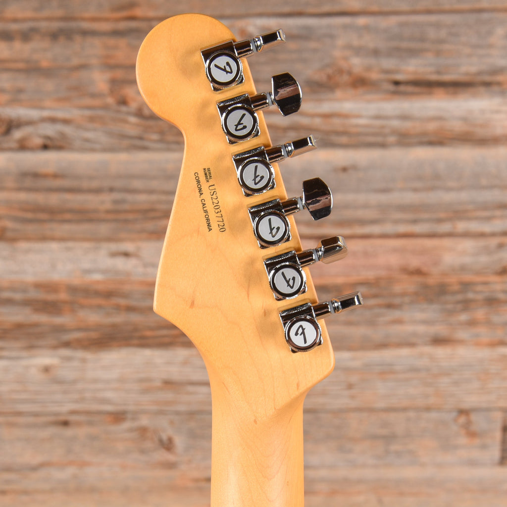 Fender American Ultra Stratocaster Cobra Blue 2022 - View 7 | MusicMarket