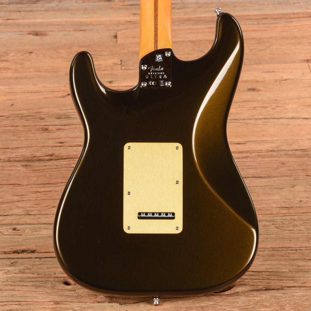 Fender American Ultra Stratocaster Texas Tea 2022 - View 3 | MusicMarket