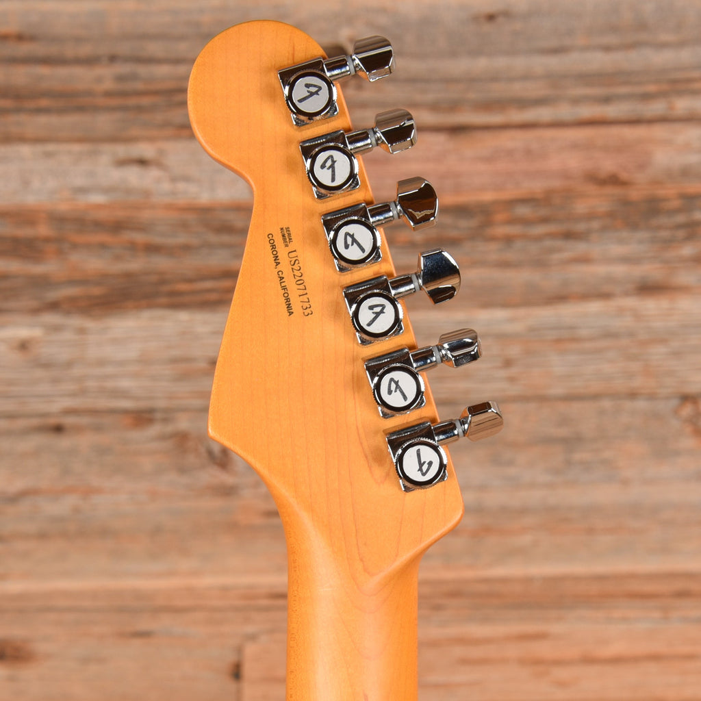 Fender American Ultra Stratocaster Texas Tea 2022 - View 7 | MusicMarket