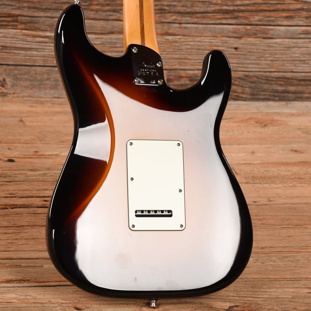 Fender American Ultra Stratocaster Ultraburst 2022 LEFTY - View 9 | MusicMarket